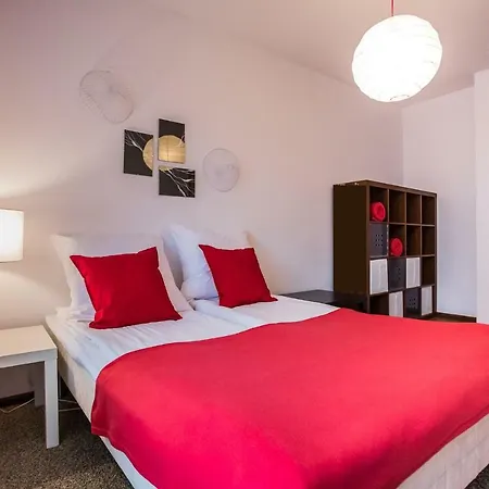 Triapart Okrzei Apartment
